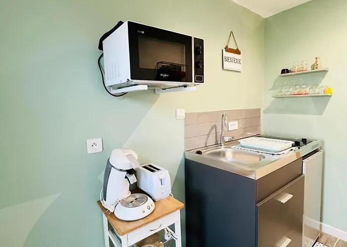 Chic Avec Parking Apartment Calais